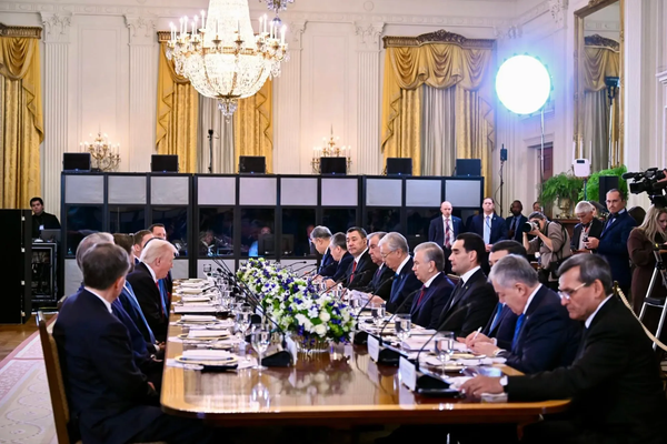 Президент АКШга РегТек инновацияларынын аймактык хабын түзүүнү сунуштады