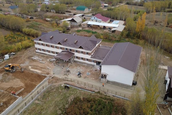 Жети-Өгүздө 79 млн сомго кошумча мектеп корпусу курулуп жатат
