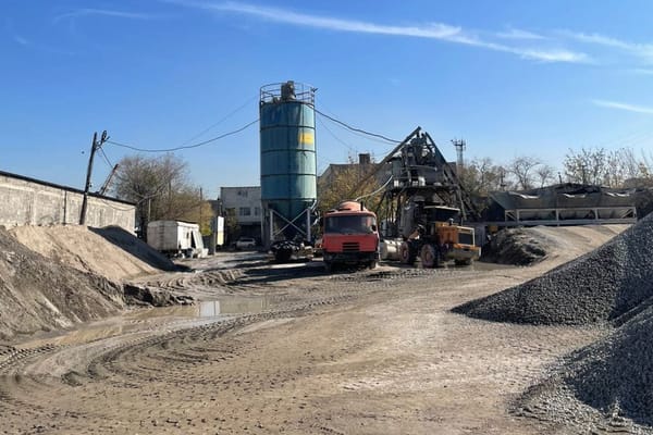 Экологиялык талаптарды сактабаган "Бетон Стар" ЖЧКсына 103 миң сом айып салынды