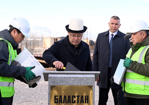 Садыр Жапаров “Баластан” балдар борборунун курулушуна старт берди