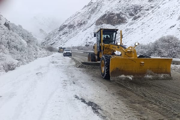 Өлкө аймагында жолдорду тазалоо иштери уланууда