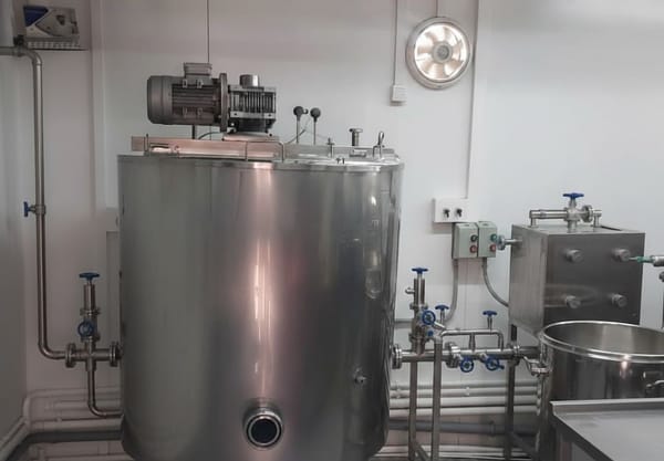 Кадамжайдагы “Рахат-Тан” ишканасы сүт продукциясын чыгарууну улантууда