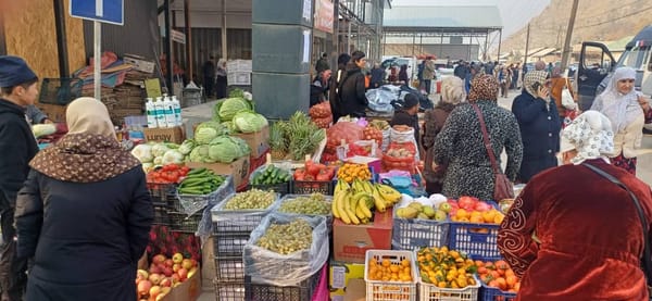 Араванда ар жума сайын айыл чарба жарманкеси өткөрүлүп турат