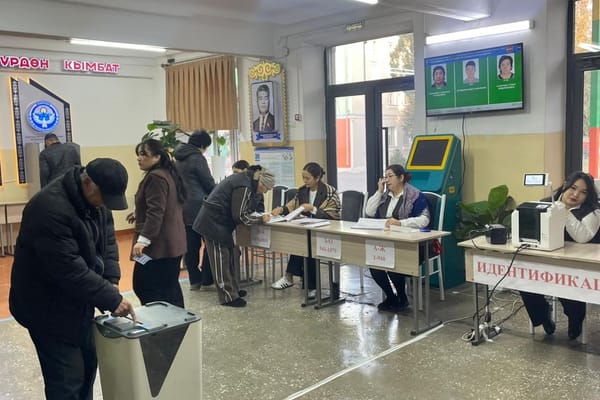 Т. Шайназаров: Кыргызстандын тарыхта биринчи жолу аралыктан добуш берүү системасы колдонулууда