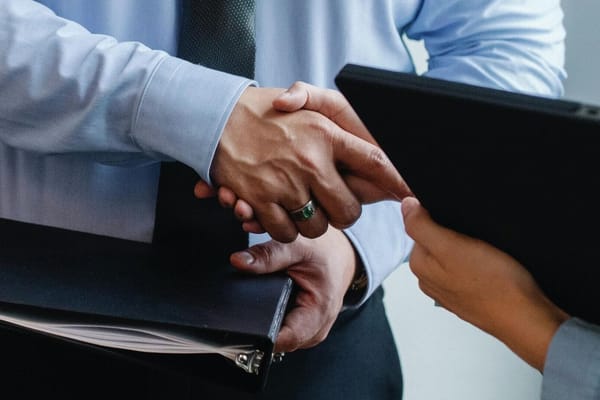 Ишкерлер үчүн маалымкаттарды, уруксаттарды алуу процесстери жеңилдетилет