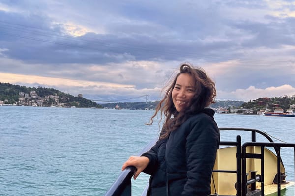 “Жүндөн үй жылуулоочу материал, жер семирткич чыгарабыз”  - Бегимжан Молдобаева менен кызыктуу маек