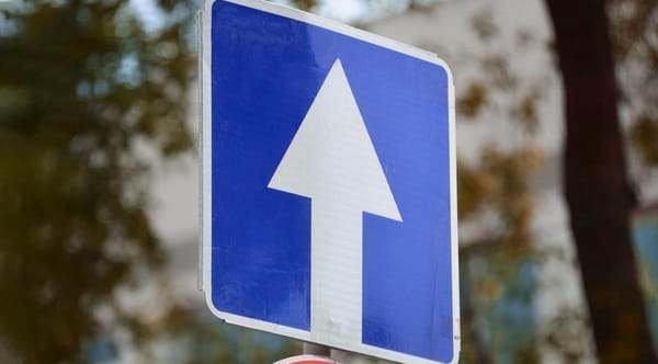 Киев жана Токтогул көчөлөрүндө бир тараптуу жол кыймылы киргизилет