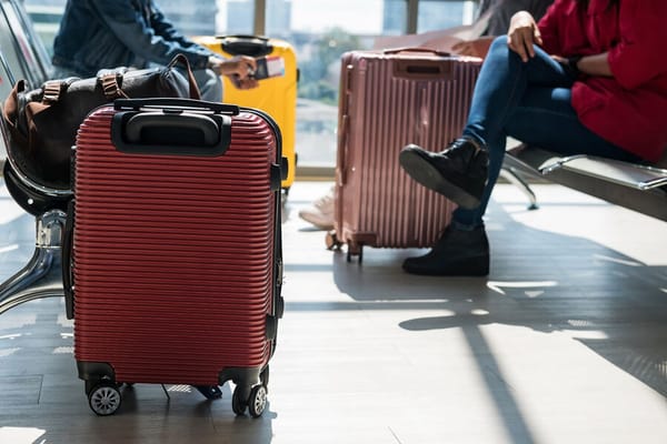 Жеке агенттиктер 17 миң кыргызстандыкты чет өлкөгө ишке орноштурду