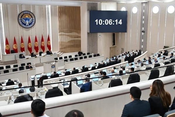 Жогорку Кеңештин бюджет боюнча комитетинде кимдер бар?