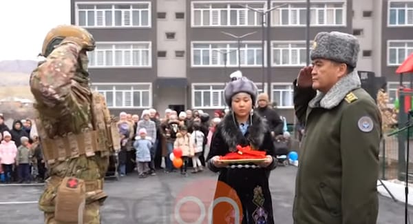 Сүлүктү шаарында 64 чек арачыга батир берилди