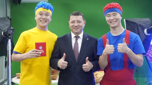 D Billions командасына маданият, маалымат жана жаштар саясаты министри тарабынан  сыйланды