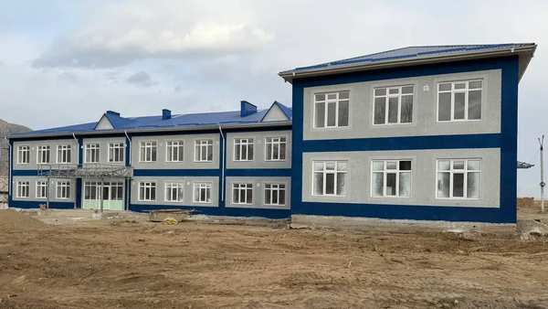 Тоң районуна 550 орундуу мектеп салынып жатат