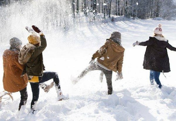 ИИМ кышкы каникулда балдардын коопсуздугуна көңүл бурууга чакырат