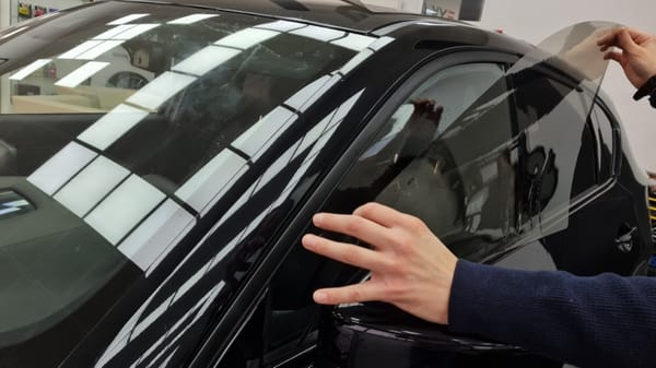 Унаанын айнегин караңгылатуу баасы арзандады