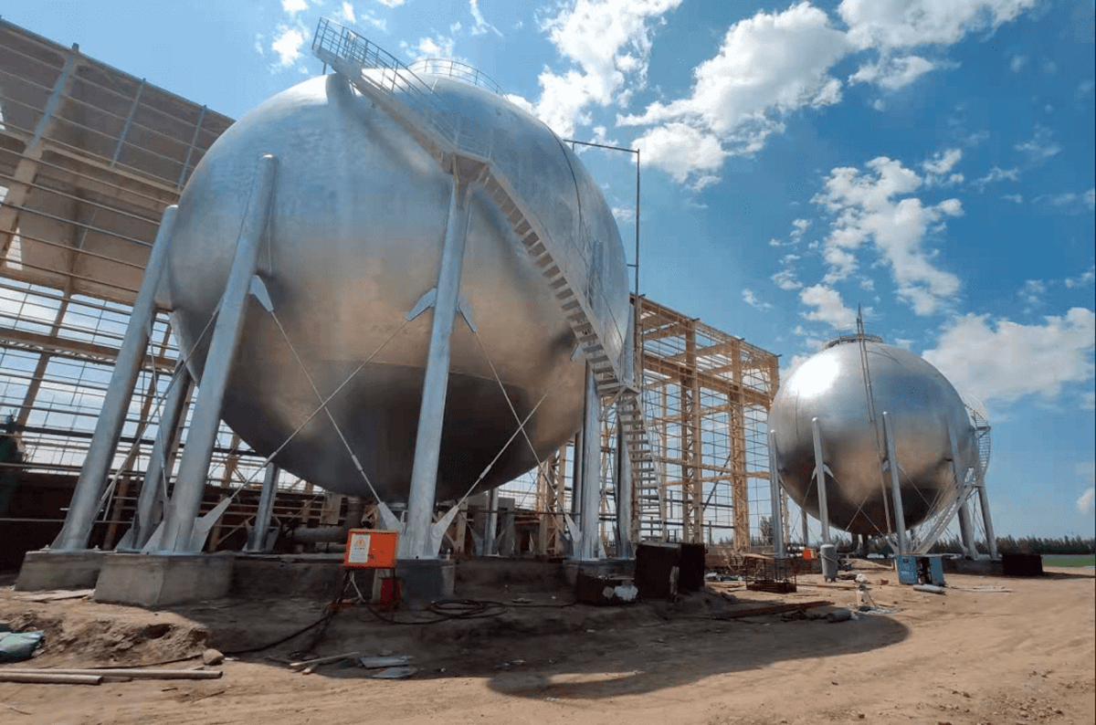 Кытай кысылган аба менен энергия иштеп чыккан ири системаны ишке киргизди