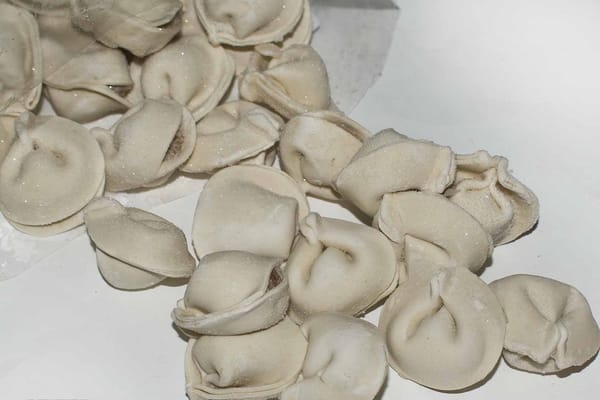 Кыргызстандан Россияга 8 тонна тоңдурулган пельмень кирбей калды