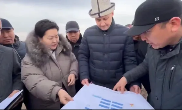 Виноградное айылында мал базар курулуп жатат