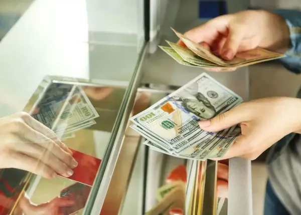 УБ банктардын акча алмаштыруучу жайлар менен валюталык операцияларды жүргүзүү уруксатын узартты