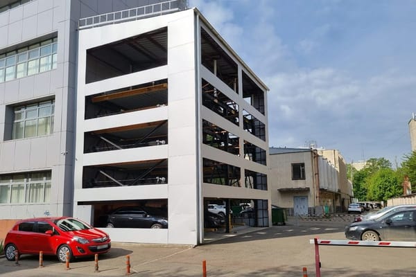 Бишкекте көп кабаттуу унаа токтотуучу жай курулат