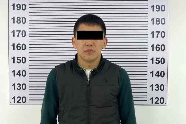 Таласта милиция кызматкери 100 миң сом пара талап кылып кармалды