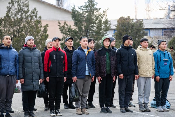 Альтернативдик кызмат өтөөакысын жогорулатуу  мыйзам долбоору биринчи окуудан өттү