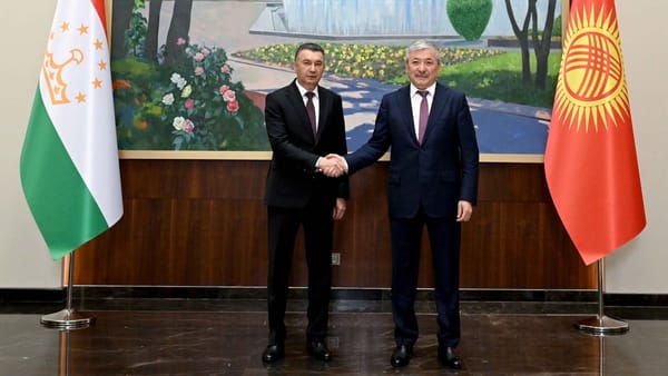 Кыргызстан менен Тажикстан товар жүгүртүүсүн 500 млн долларга жеткирүү сүйлөшүлдү