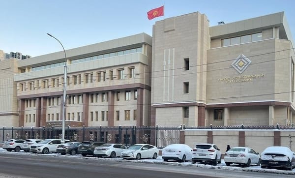 Улуттук банк валюта рыногуна ири интервенция менен чыкты