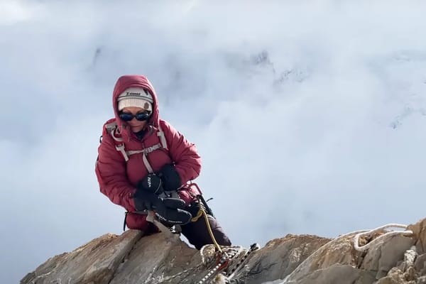 Альпинист Наталья Наговицинаны издөө операциясына 2 млн доллар керек
