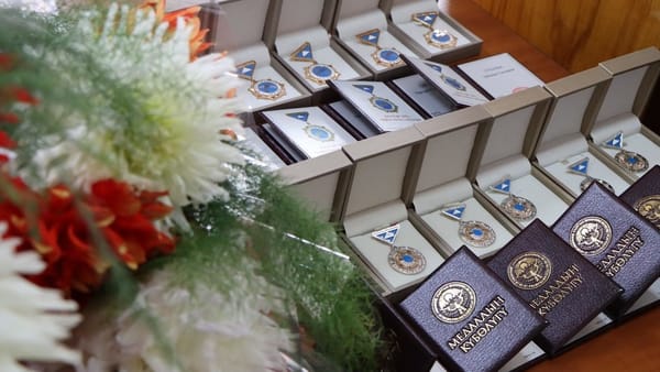 Кыргызстанда 31 764 "Баатыр эне" бар