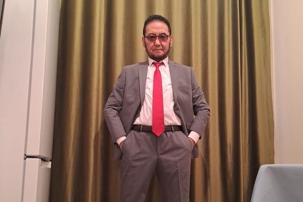 Нурлан Мотуевге жалаа жана мазактоо иши боюнча 20 миң сом айып пул салынды