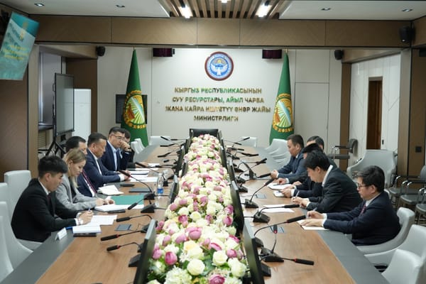 "Кытай–Кыргызстан–Өзбекстан" темир жолунун курулушу активдүү уланууда