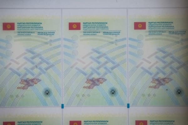 Кыргызстандын айдоочулук күбөлүктөрүн жасалмалоо дээрлик мүмкүн эмес