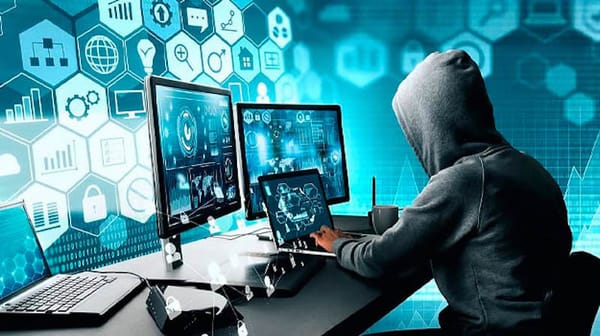 Кыргызстанда 2025-жылы интернет шылуундар 826,4 млн сомду алдап алышкан