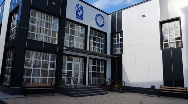 Бишкек мэри ишке берилбей жаткан спорт зал боюнча чара көрүүнү тапшырды