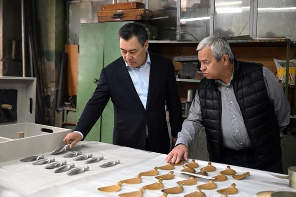 Садыр Жапаров ата мекендик учкучсуз учуучу аппараттарды чыгарууну тапшырды